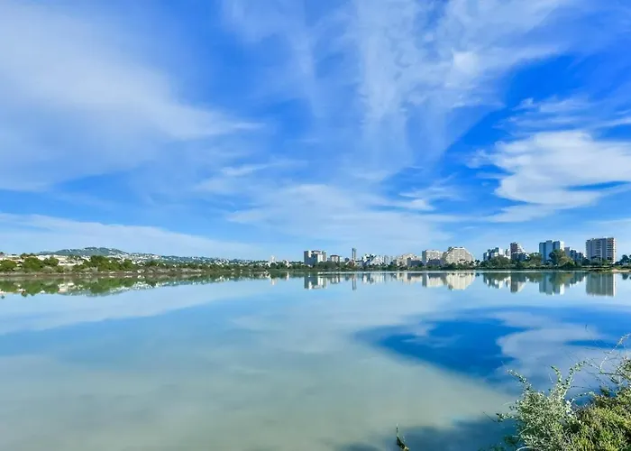 Les Yeux Dans Le Bleu アパート